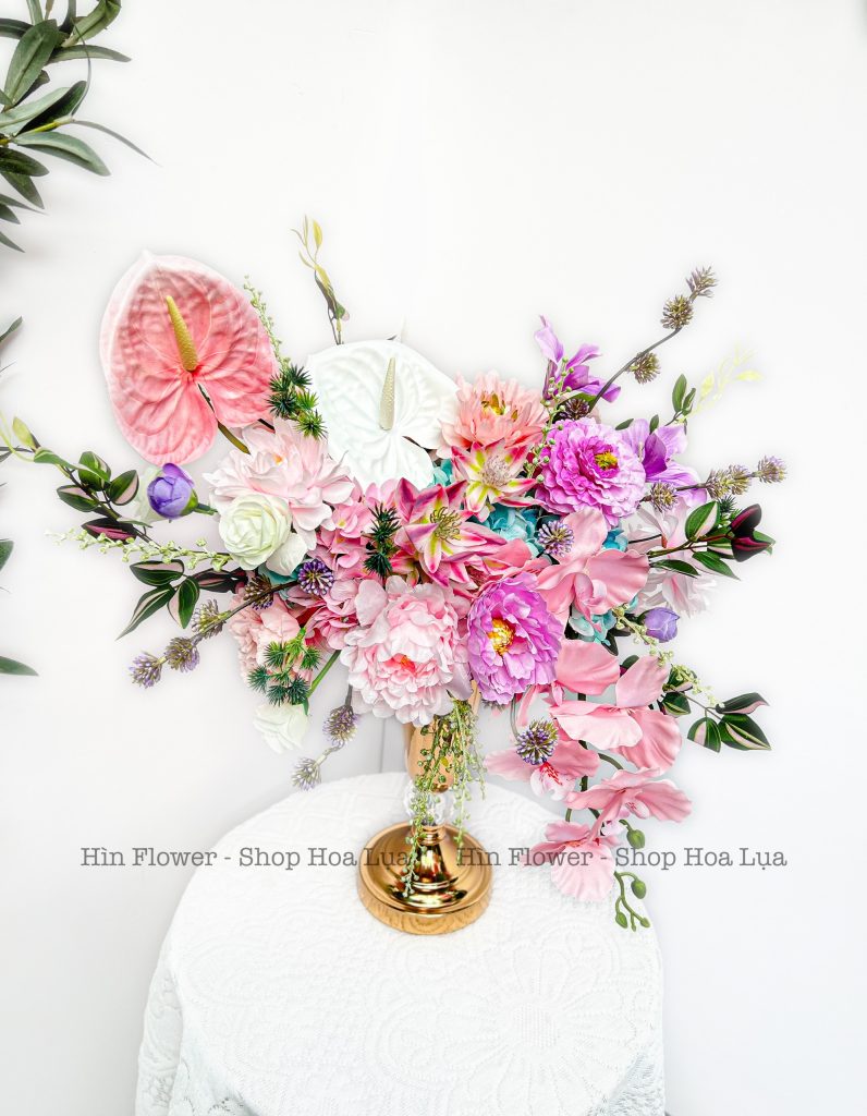 bình hoa vải decor màu hồng