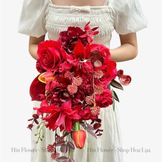Hoa cưới lụa thác đổ đỏ