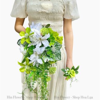 Hoa cưới lụa thác đổ xanh