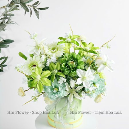 Hộp Trụ Hoa Lụa Xanh Lá