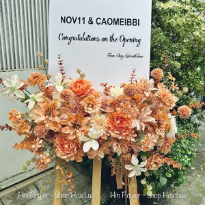 Kệ Bảng Hoa Lụa Cam Nâu